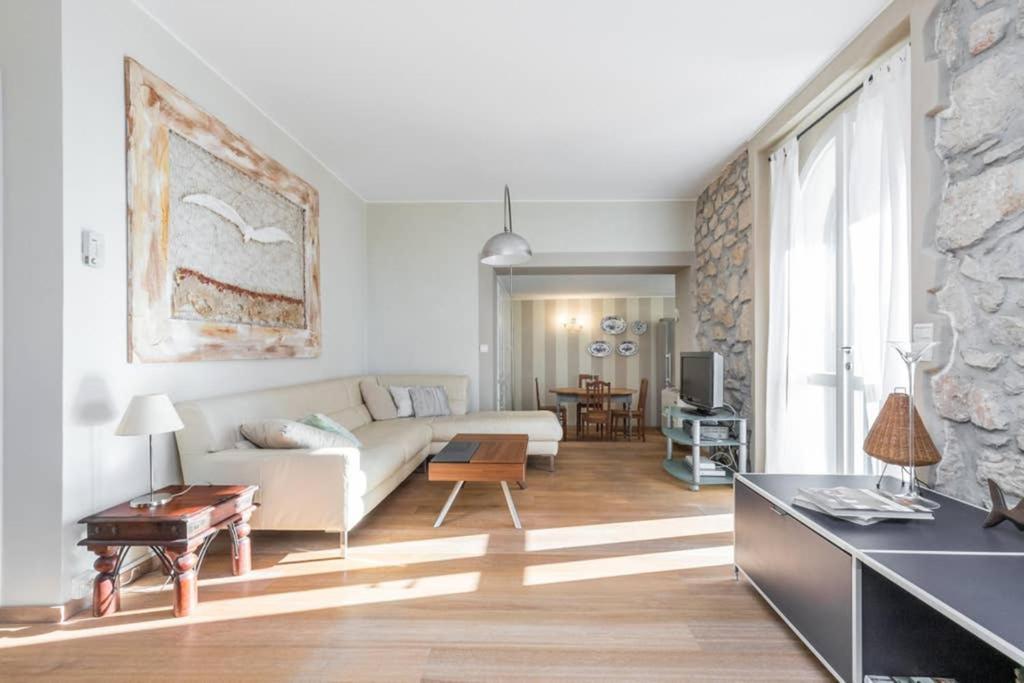 Villa Rocky - Luxury 3Br Apt In Liberty Villa.Pool,Garden,Wifi Roquebrune-Cap-Martin Exteriör bild