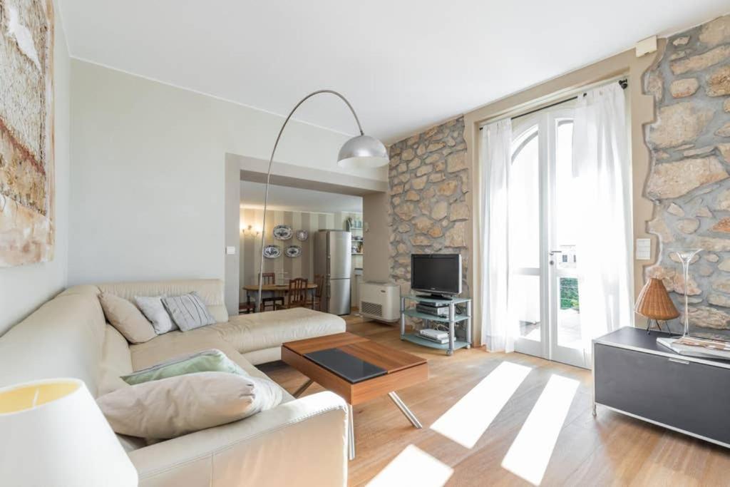 Villa Rocky - Luxury 3Br Apt In Liberty Villa.Pool,Garden,Wifi Roquebrune-Cap-Martin Exteriör bild